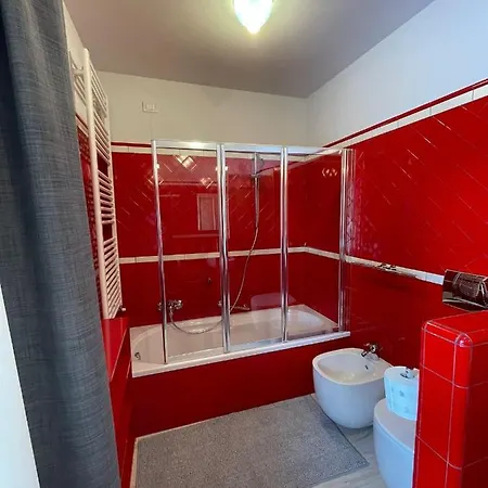 Grace House Apartment *